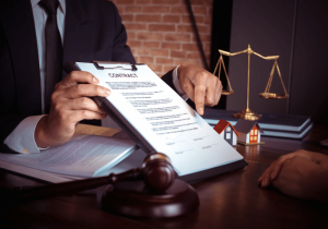 real estate lawyer commercial real estate contract signing real estate law in london ontario