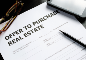 first-time homebuyer offer to purchase real estate agreement real estate lawyer in london ontario for new home buyers